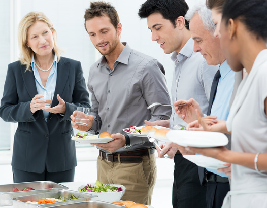 Comment organiser un repas de groupe ou d’entreprise unique ? 